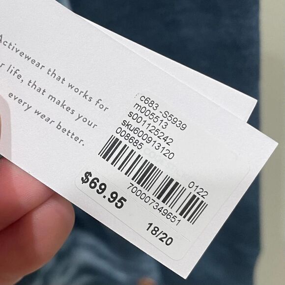 NWT LIVI Blue Tie-Dye Zip Up Sweatshirt - Size: 18/20 - Picture 9 of 9